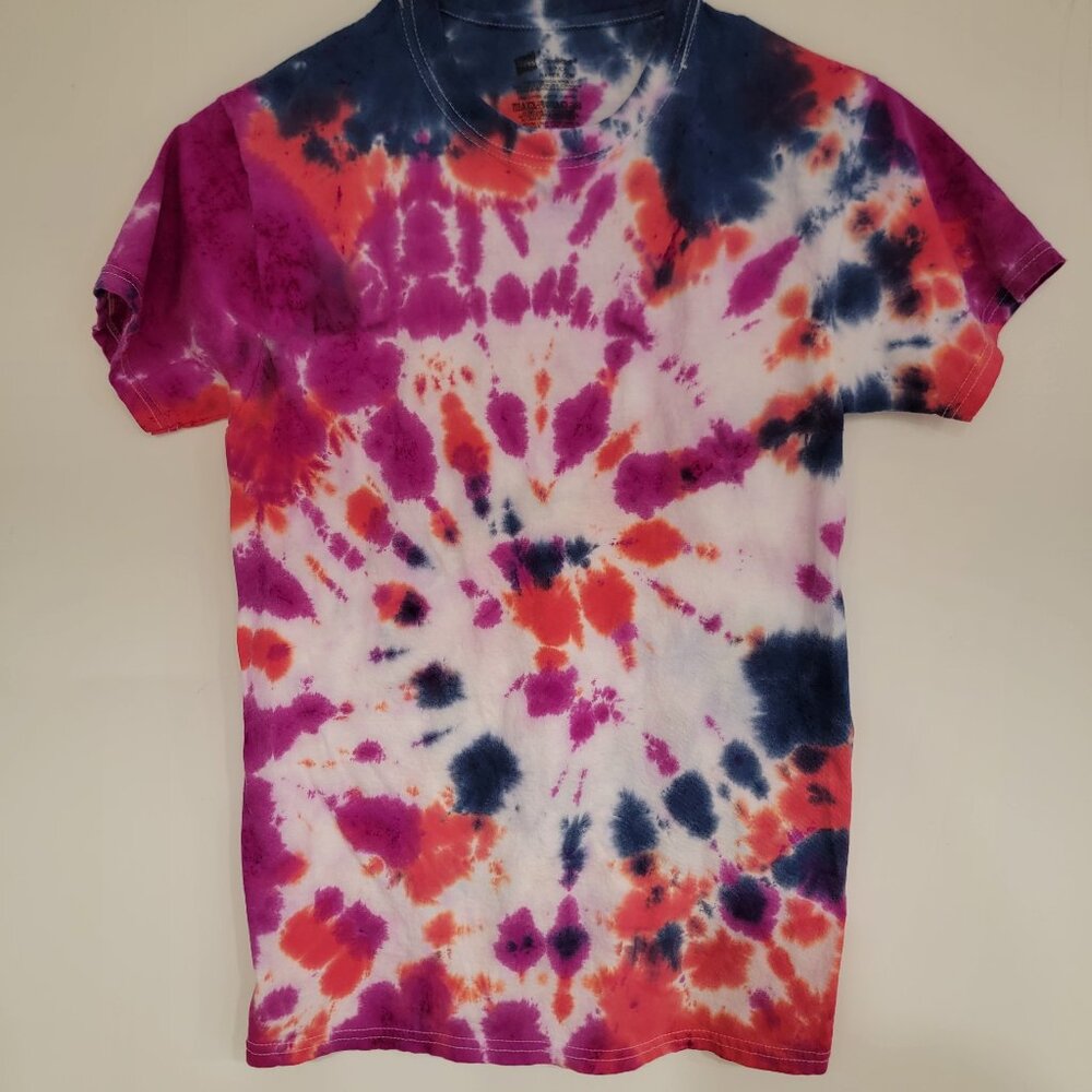 Tye-dye Hanes T-Shirt Homemade Small